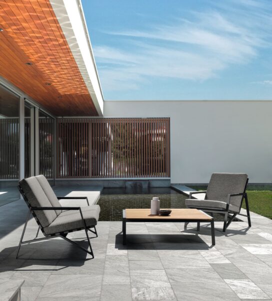 Cottage Living Armchair 1