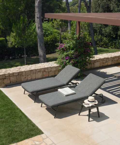 Moon//Alu 240/300×100 Extendible dining Table 6