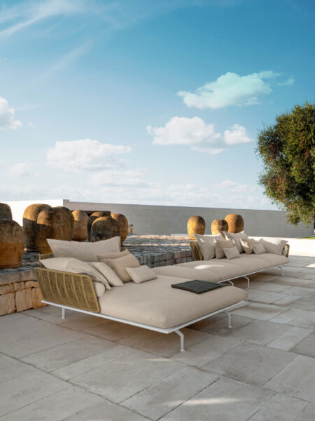 Cruise//alu D150 round Dining table 8