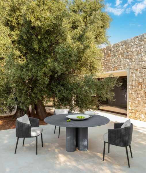 Salinas 140×140 Dining Table 2