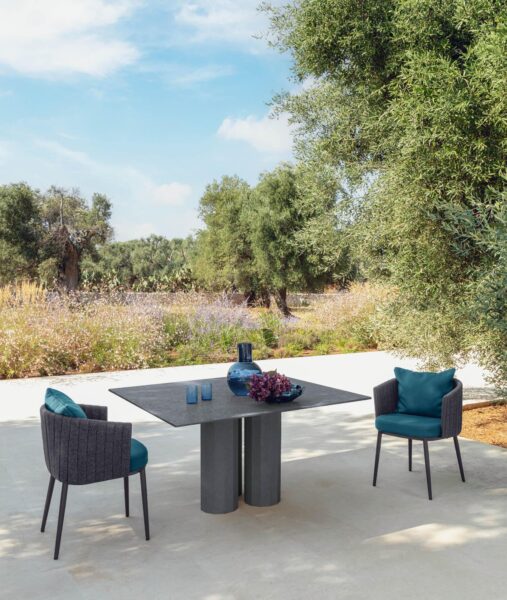 Salinas 140×140 Dining Table 0