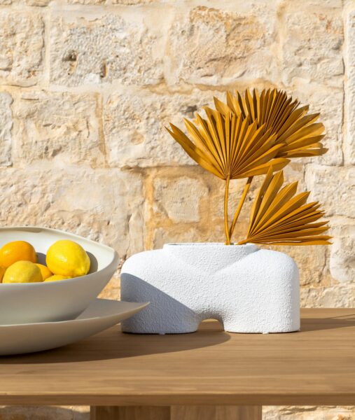 Salinas 140×140 Dining Table 7