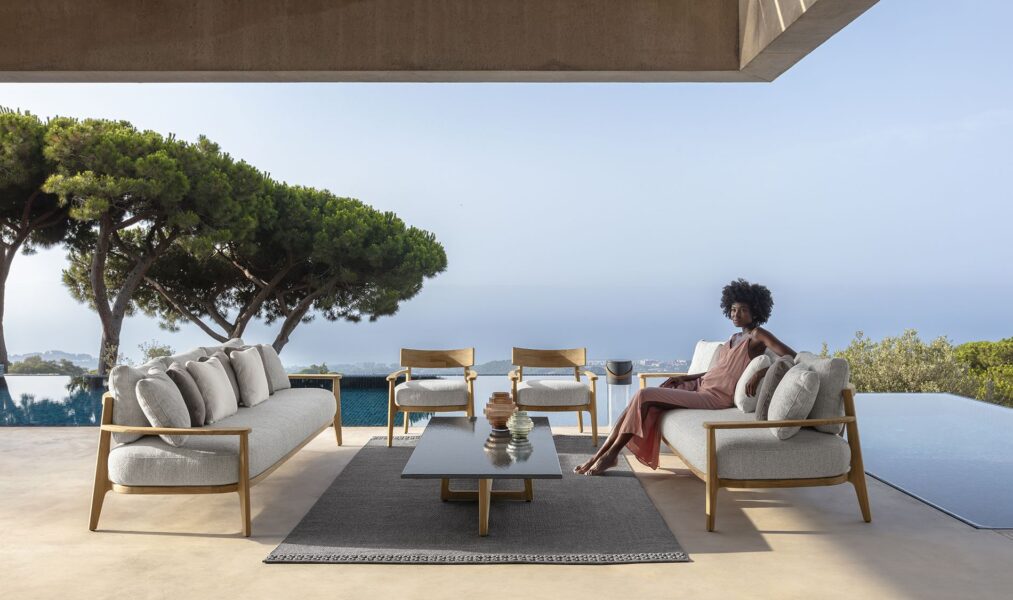 Ever 3 seater sofa 0