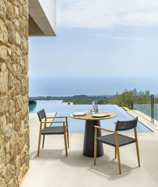 Dolcevita Dining Table D140 2