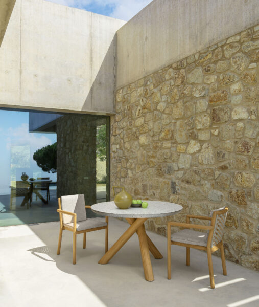 Prichi Dining table D120 1