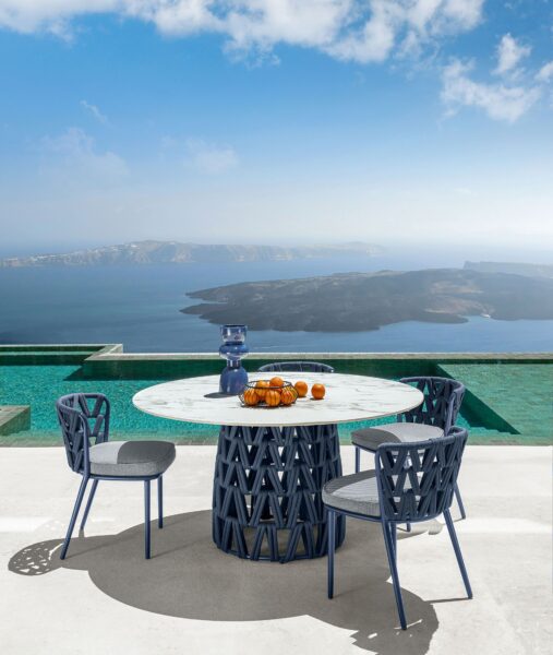 Swipe Dining table D150 0