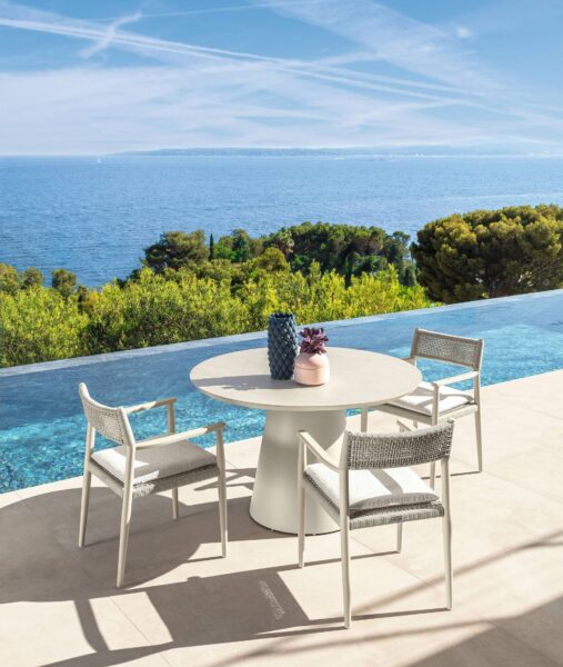 Dolcevita//Alu Dining Table D90 3